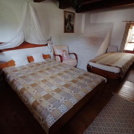 Fecskefeszek Vendeghaz Oriszentpeter Hotell Exteriör bild