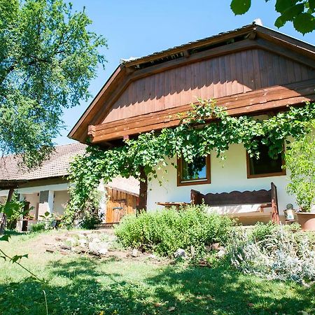 Fecskefeszek Vendeghaz Oriszentpeter Hotell Exteriör bild